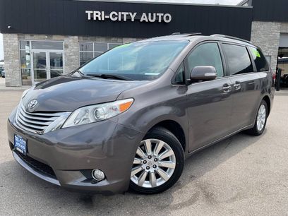 Used 2013 Toyota Sienna Limited w/ Premium Pkg