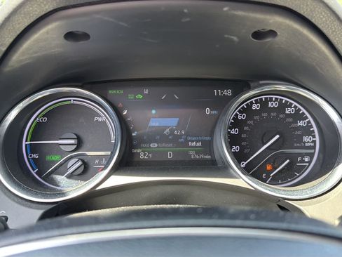 Used 2019 Toyota Camry XLE FWD image 13