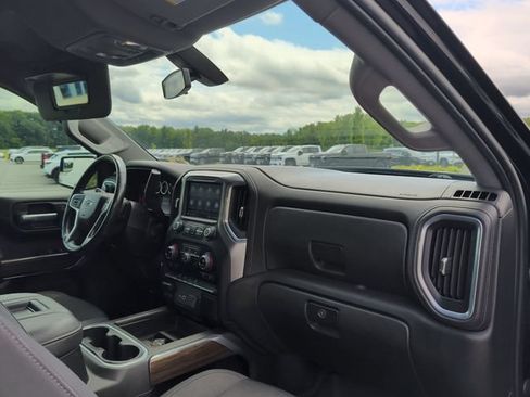 Used 2021 Chevrolet Silverado 1500 LT Trail Boss AWD/4WD image 30