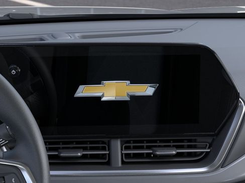New 2026 Chevrolet Trax LT w/ Driver Confidence Package FWD image 20