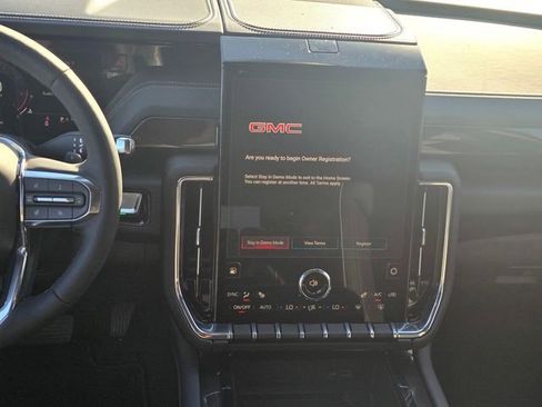 New 2026 GMC Yukon XL Elevation image 15