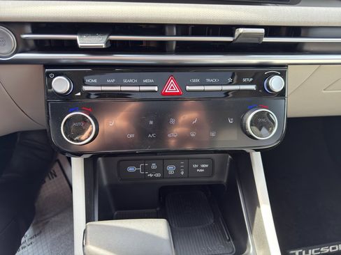 Used 2025 Hyundai Tucson SEL image 20