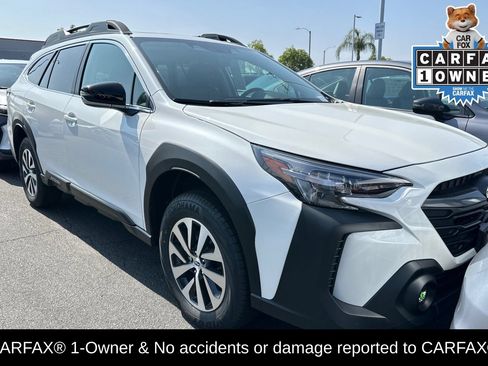 Certified 2025 Subaru Outback Premium AWD/4WD image 2