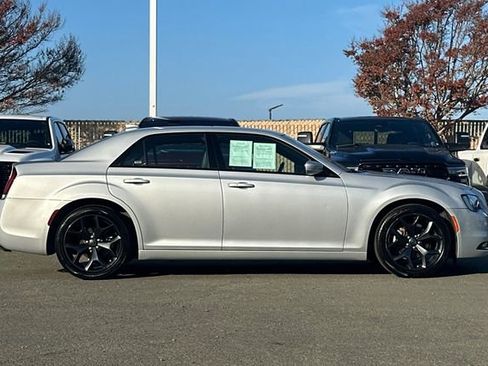 Used 2023 Chrysler 300 S image 3