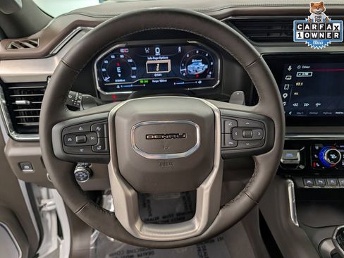Used 2025 GMC Sierra 1500 Denali w/ Denali Reserve Package AWD/4WD image 27