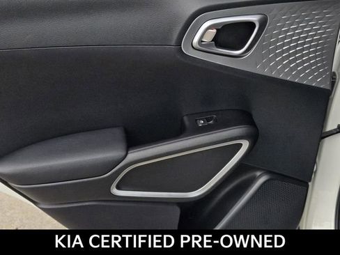 Certified 2024 Kia Soul LX FWD image 10