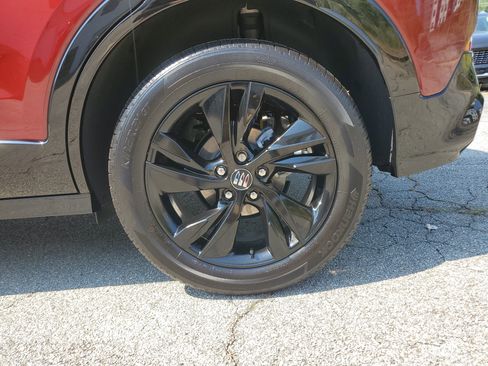 Used 2025 Buick Encore GX Sport Touring w/ Advanced Technology Package image 8