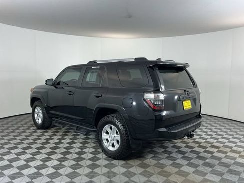 Used 2020 Toyota 4Runner SR5 Premium AWD/4WD image 7
