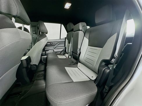 Certified 2025 Toyota 4Runner TRD Off-Road image 24