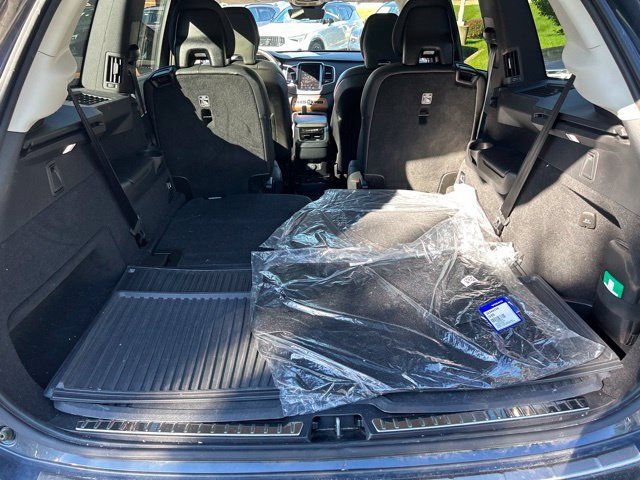 Used 2024 Volvo XC90 B6 Plus w/ Protection Package Premier AWD/4WD image 18
