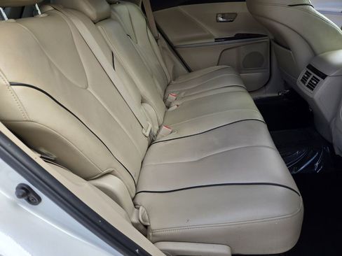 Used 2009 Toyota Venza image 22