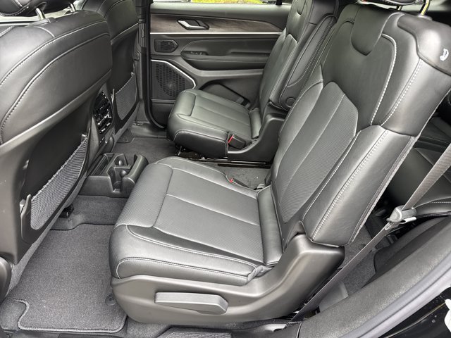 New 2027 Jeep Grand Cherokee L Limited AWD/4WD image 21