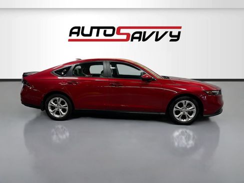 Used 2025 Honda Accord LX image 8