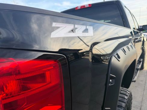 Used 2018 Chevrolet Silverado 1500 LT image 59