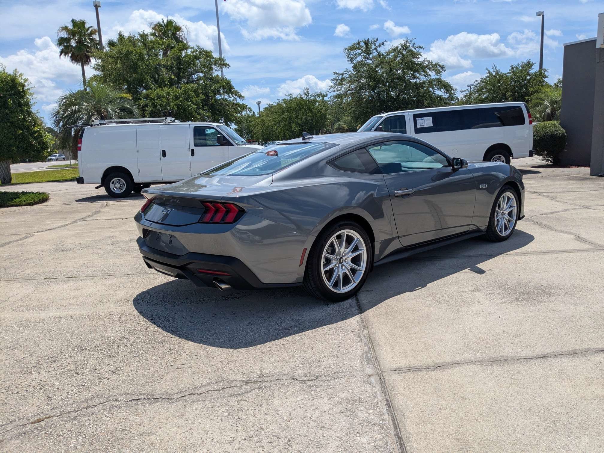 Certified 2025 Ford Mustang GT Premium RWD image 4