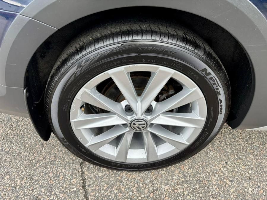 Used 2017 Volkswagen Golf Alltrack SEL AWD/4WD image 34