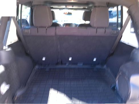 Used 2014 Jeep Wrangler Unlimited Sahara w/ Connectivity Group image 10