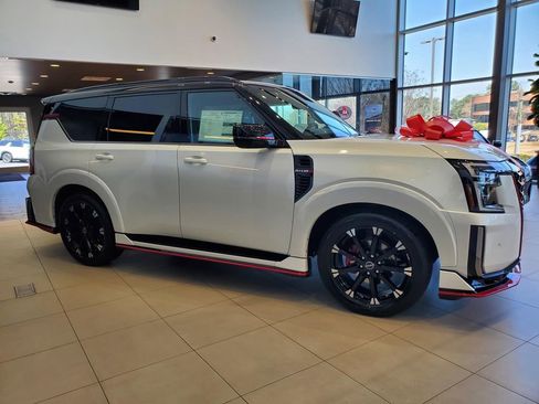 New 2026 Nissan Armada NISMO AWD/4WD image 7