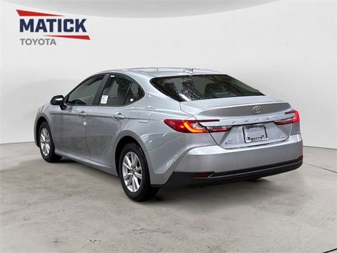 New 2026 Toyota Camry LE image 5