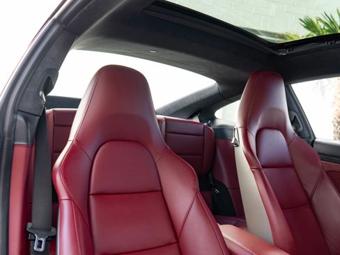 Used 2017 Porsche 911 Carrera 4S image 28