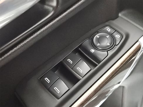 Used 2021 Chevrolet Silverado 1500 RST w/ True North Edition Plus image 17