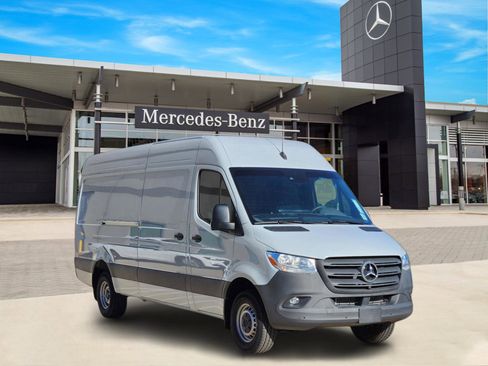 Certified 2024 Mercedes-Benz Sprinter 3500 image 2