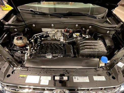Used 2018 Volkswagen Atlas SEL Premium image 10