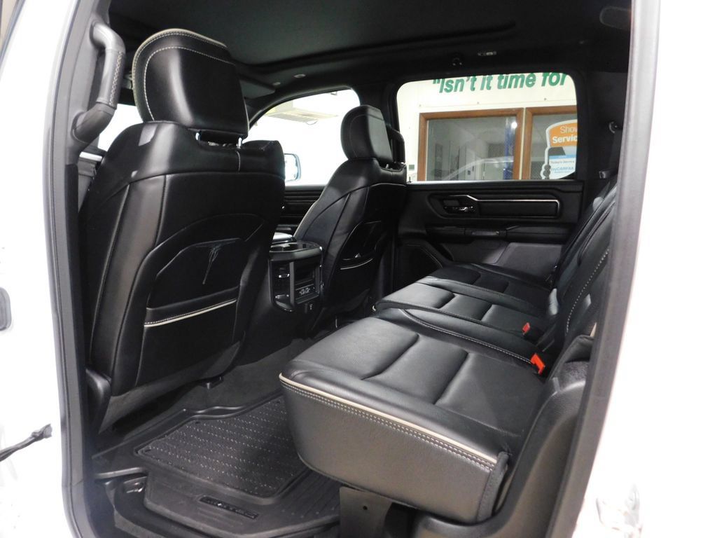 Used 2022 RAM 1500 Limited w/ Body-Colour Bumper Group AWD/4WD image 54