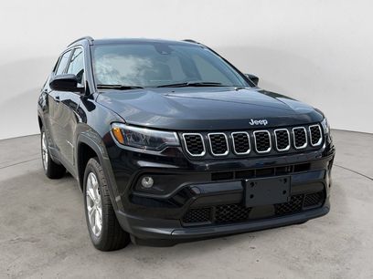 Used 2024 Jeep Compass Latitude
