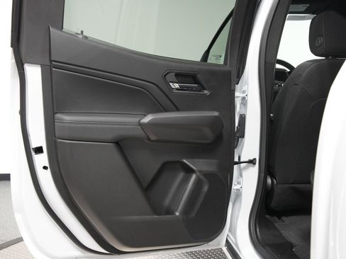 New 2025 GMC Canyon Elevation image 18