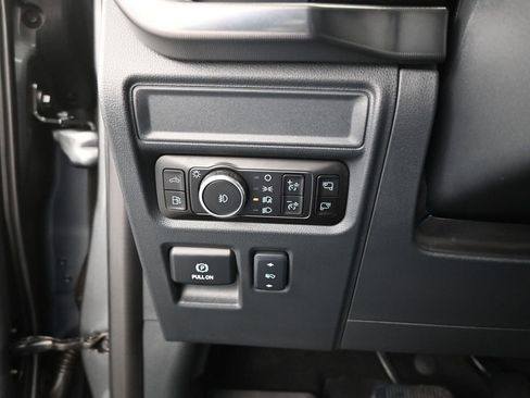 Certified 2025 Ford F150 Platinum w/ Equipment Group 702A High image 13