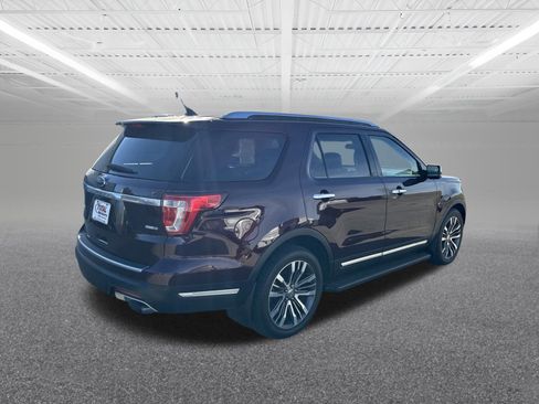 Used 2018 Ford Explorer Platinum image 5