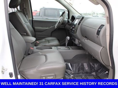 Used 2019 Nissan Frontier SL image 17