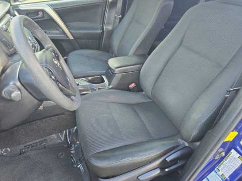 Used 2014 Toyota RAV4 LE image 14