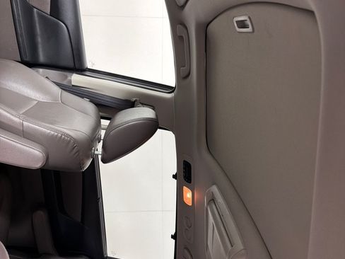 Used 2016 Honda Odyssey EX-L image 12