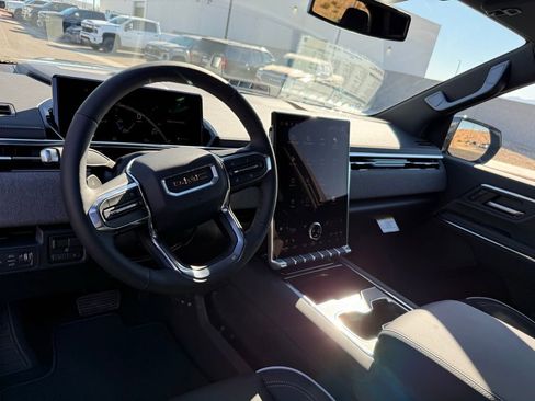 New 2026 GMC Sierra EV Elevation image 17