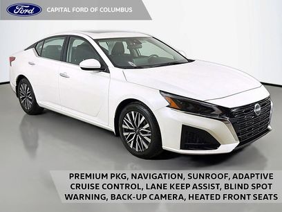 Used 2023 Nissan Altima 2.5 SV w/ SV Premium Package