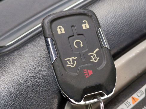 Used 2017 GMC Yukon XL Denali w/ Open Road Package image 42