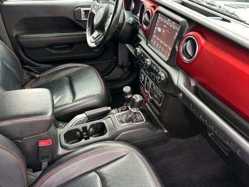 Used 2020 Jeep Wrangler Unlimited Rubicon image 16