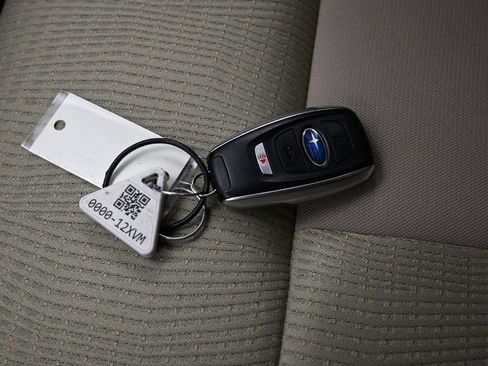 Used 2025 Subaru Ascent Premium AWD/4WD image 27