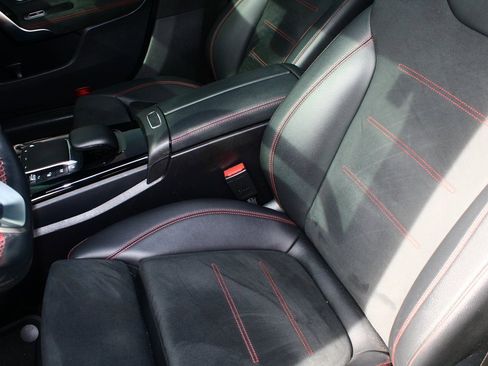 Used 2023 Mercedes-Benz CLA 250 CLA 250 image 4