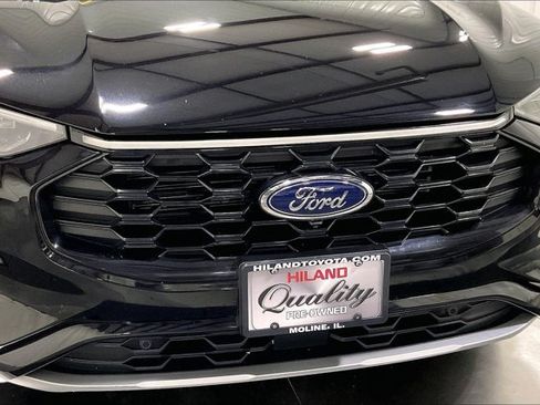Used 2024 Ford Escape ST-Line Elite w/ Premium Technology Package AWD/4WD image 30