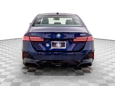 New 2026 BMW 540i xDrive w/ M Sport Package image 5