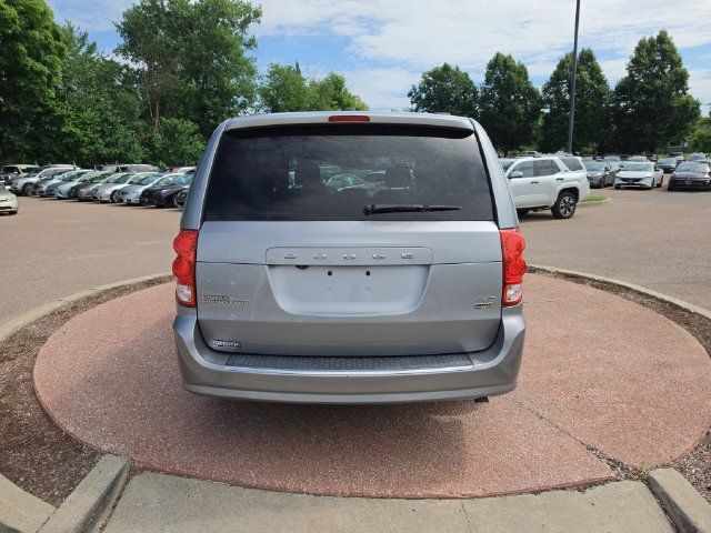 Used 2019 Dodge Grand Caravan GT FWD image 4