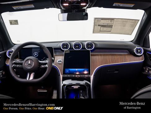 New 2026 Mercedes-Benz GLC 300 4MATIC image 11