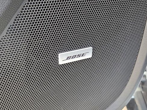 Used 2022 Chevrolet Traverse Premier w/ Redline Edition image 24