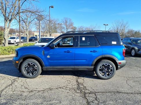 New 2025 Ford Bronco Sport Outer Banks w/ Outer Banks Tech Package+ image 2