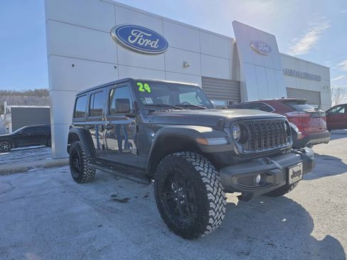 Used 2024 Jeep Wrangler Willys image 1