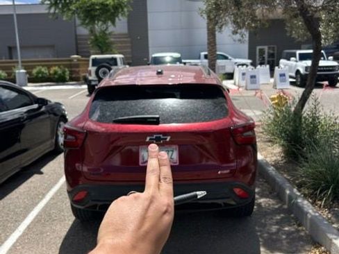 Used 2025 Chevrolet Trax RS w/ Driver Confidence Package FWD image 5