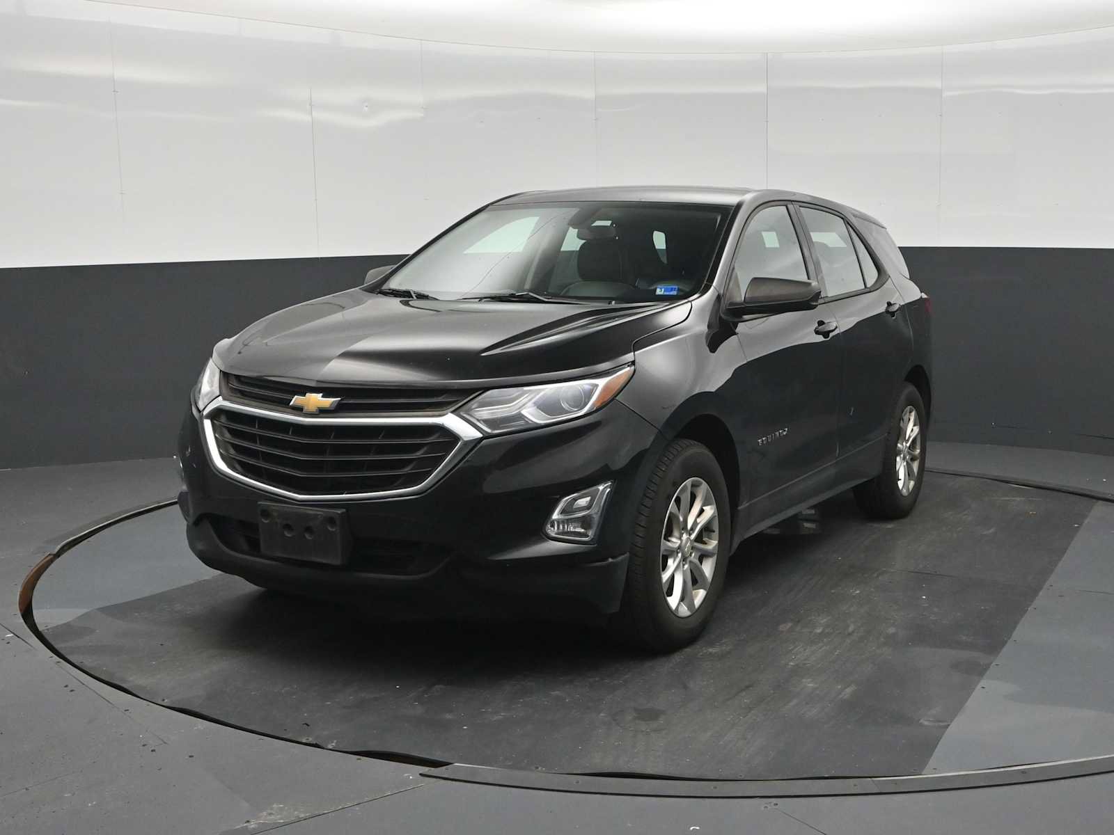 Used 2019 Chevrolet Equinox LS AWD/4WD image 27